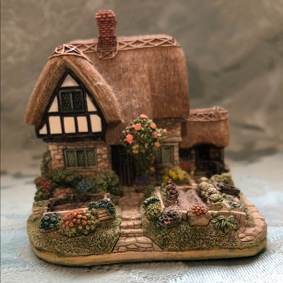 Lilliput Lane Cabbage Patch Corner. Collectors' Club - Picture 1 of 7